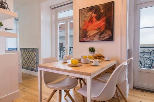 Lusitano's 2BDR Apartment in Alfama by LovelyStay
