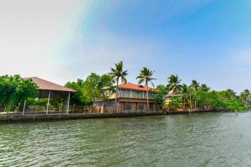 Grand Ayur Island