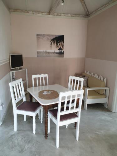 TV/trung tâm giải trí tại Casa Frangipani Mauritius