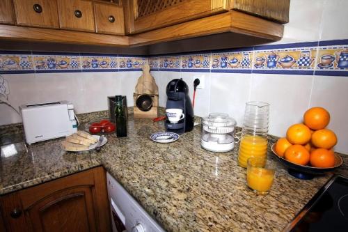 Kuchyň nebo kuchyňský kout v ubytování Laguardia -Casa Páganos E VI 0114