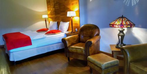 Llit o llits en una habitació de Rembrandt Hotel