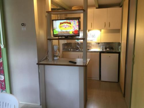 Dapur atau dapur kecil di Camping du Soleil