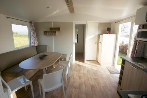 Una cocina o zona de cocina en Camping Panorama