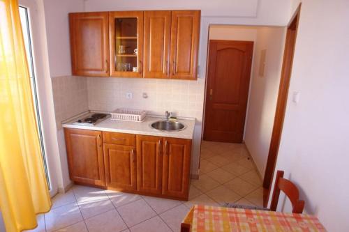 Nhà bếp/bếp nhỏ tại Apartments Tinka