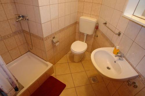 Gallery image of Apartments Tinka in Povljana