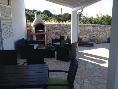 Χώρος καθιστικού στο House Sakarun with swimming pool