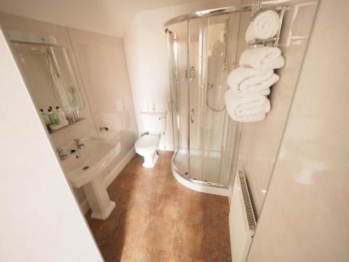 Koupelna v ubytování Cowrie Guest House