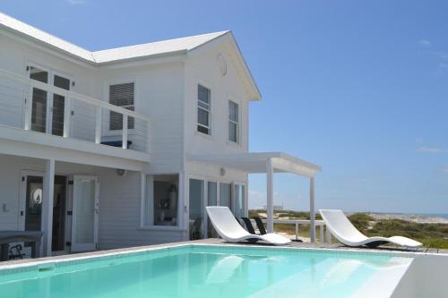 White Sands Beach Villa