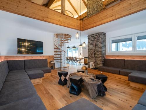 Posezení v ubytování Chalet in Mauterndorf near Ski Lift