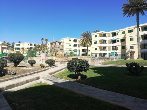 HUELLA CANARIA Complejo LAS OLAS