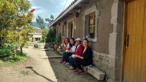 Clients de l'établissement Casa vivencial Yuraq Qaqa