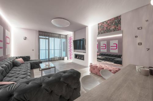 sky DEEP jacuzzi sauna 30 FLOOR