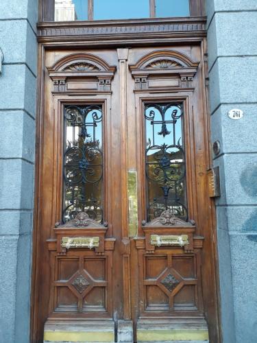 Fasadas ar įėjimas į apgyvendinimo įstaigą Buenos Aires Centro