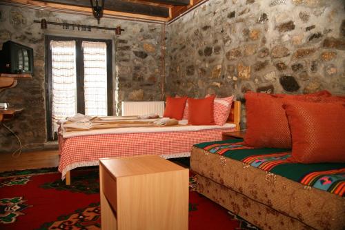 Gallery image of KULA DAMJANOVA-Komnenovo selo in Plav