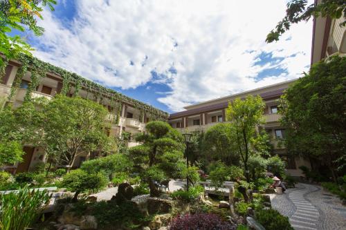昆明市にあるYun'an Huidu Hotelの中庭