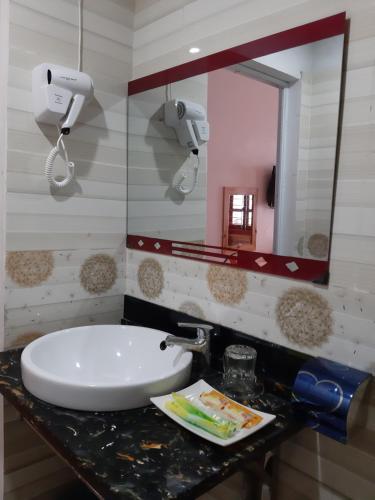 Ένα μπάνιο στο Dang Khoa Garden Inn
