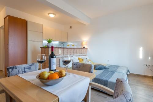 Lily's Apartments