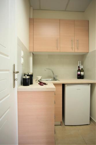 Dapur atau dapur kecil di GK Airport Suites - Free Shuttle by GK Properties