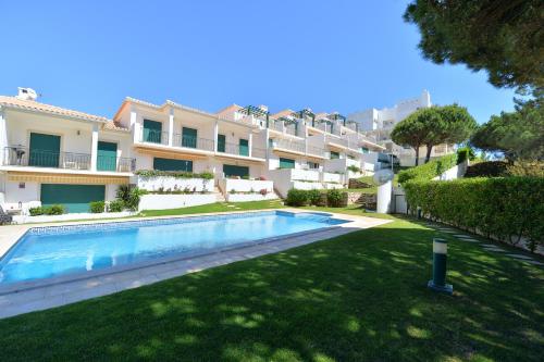 TownHouse next to Falésia Beach
