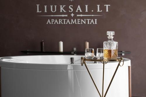 Gambar di galeri bagi Panorama-27 Jacuzzi Apartment by LIUKSAI di Klaipėda
