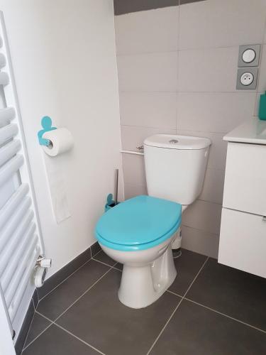 Ένα μπάνιο στο CHAMBRE D'HÔTES 20 MN PUY DU FOU