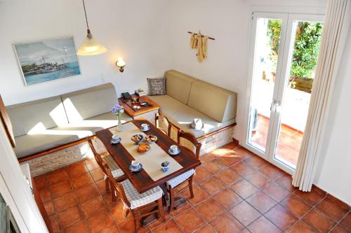 Gallery image of Alkyon Apartments & Villas Hotel in Lygia