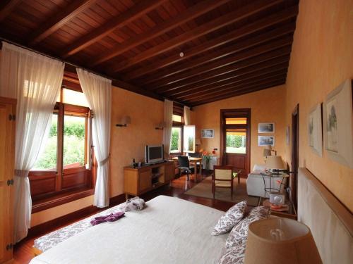 Kép Lujoso apartamento en Finca Robles 1 szállásáról La Orotavában a galériában