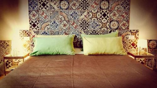 Una cama o camas en una habitación de Donnaciccinatrapani