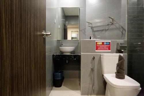 Kylpyhuone majoituspaikassa The Grand Campbell Hotel Kuala Lumpur
