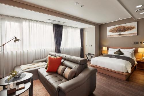 Foto da galeria de Western Bay Marina Hotel em Pyeongtaek