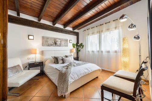 Posteľ alebo postele v izbe v ubytovaní Serena Villa