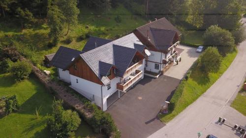 Zdjęcie z galerii obiektu Apparthaus Sonnenberg w mieście Haus im Ennstal