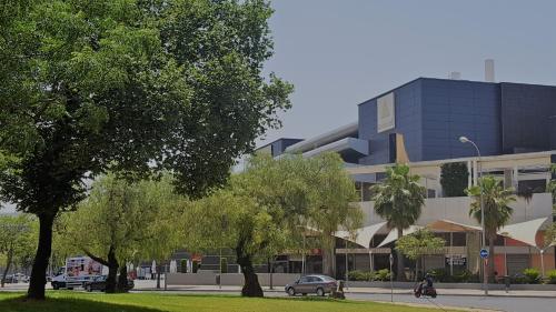 Apartamento frente a Palacio de Congresos (Fibes)
