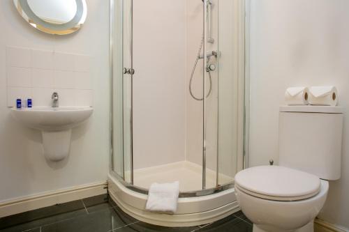 A bathroom at Granary Suite No3 - Donnini Apartments