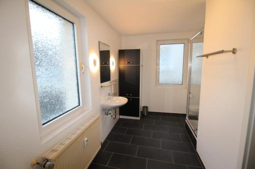 Bilik mandi di Aussicht Mainz-City - 4 Zimmer-max 7 Personen