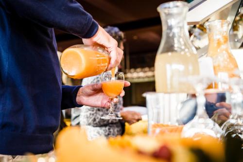 Nápoje v ubytování Romantik Parkhotel Wasserburg Anholt