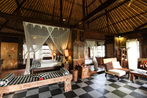 Χώρος καθιστικού στο Ubud Hidden Villa Yone village