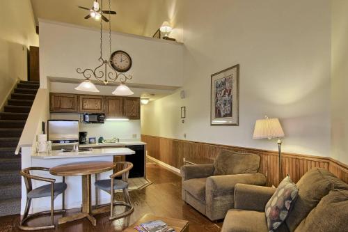 209 Pointes North Inn – Photos 3