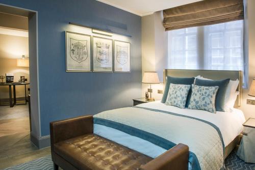 One-Bedroom Suite with Double Bed