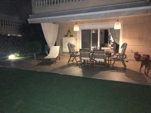 Kolam renang di atau dekat dengan Hera’s House