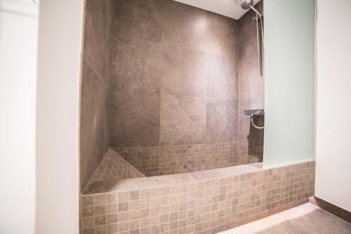 Un baño de Comwell Hvide Hus Aalborg, Dolce by Wyndham