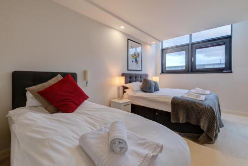 Cleyro Serviced Apartments - Finzels Reach photo 253