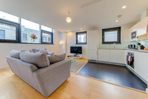 Cleyro Serviced Apartments - Finzels Reach photo 256