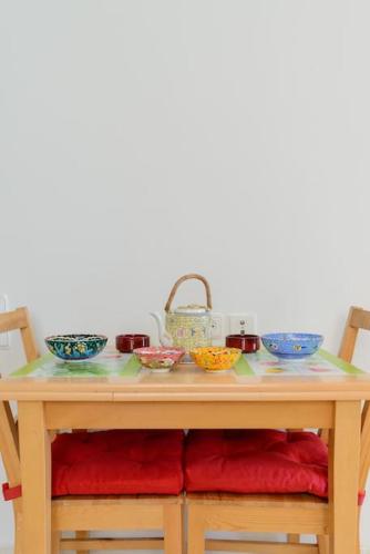 Makanan di atau berdekatan apartmen
