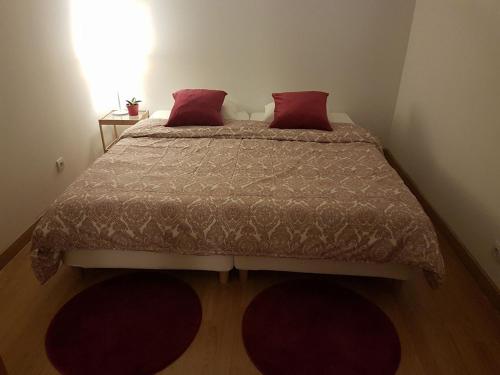 Stay in the heart of Alfama!
