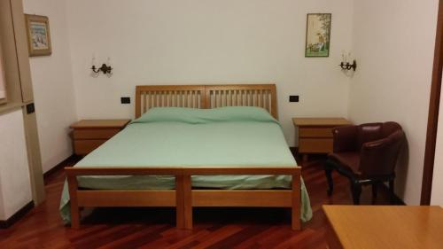 Posteľ alebo postele v izbe v ubytovaní Emi Apartment