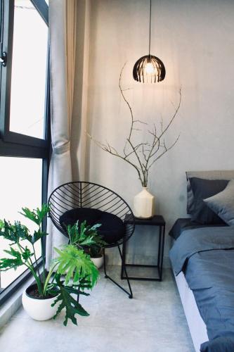Katil atau katil-katil dalam bilik di MIDMOST Boutique Hostel
