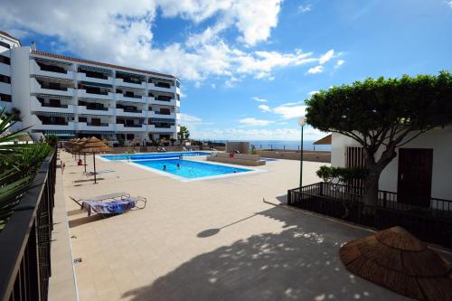 Atlantic View.Apartment.3 pools. Terraces. WiFi