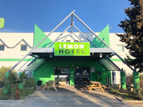 Das Gebäude in dem sich das Hotel befindet