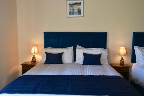 Forge Motel & Firehouse Restaurant – Photos 5